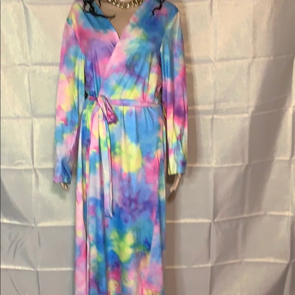 Women’s 2 pc Multi colored Pantsuit size 2XL - Picture 2 of 2